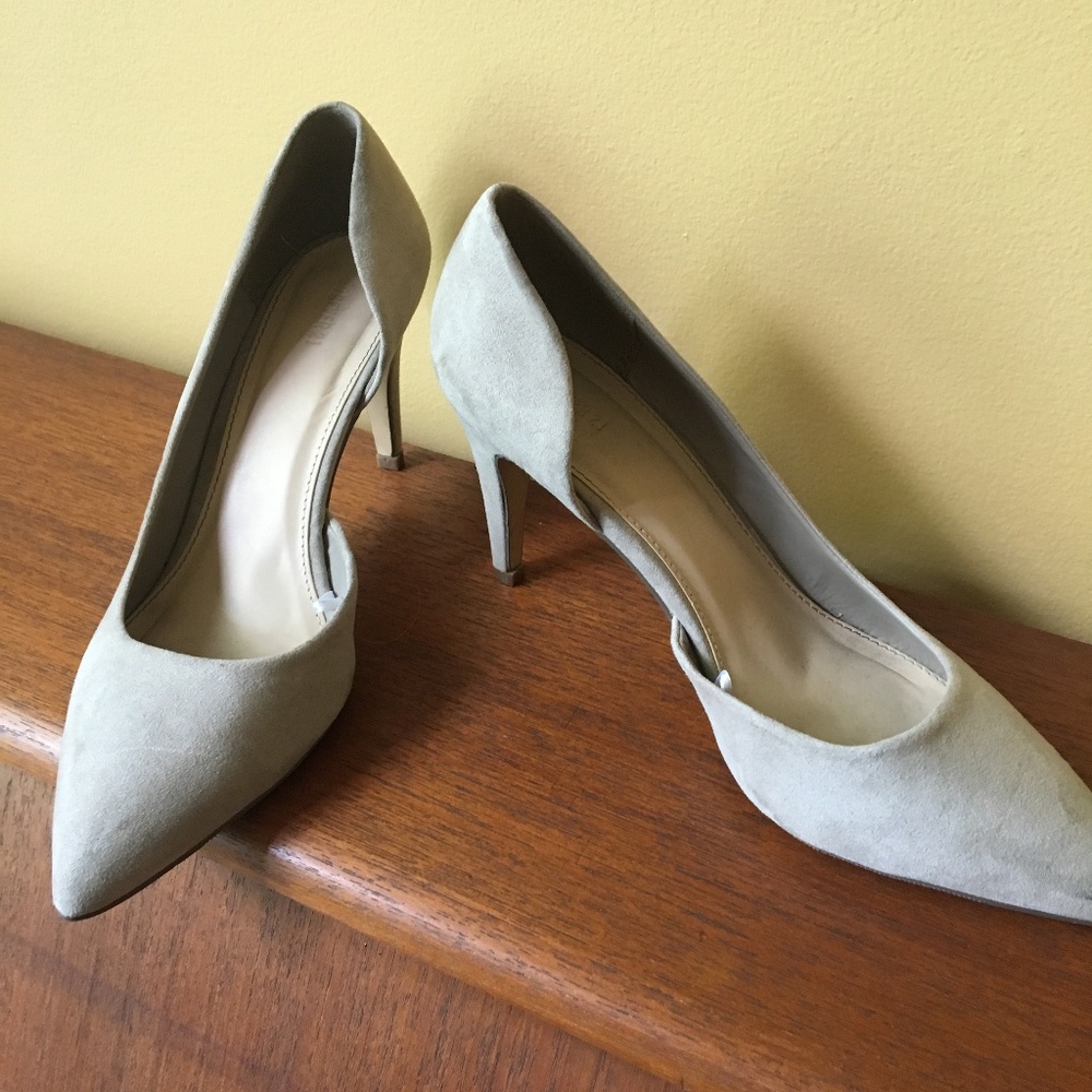 Forever 21 Tan Suede Heels